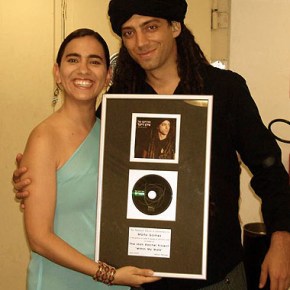 Whom do you Boycott? The Idan Raichel Project? Marta Gomez? | “touch this silence that is ending” لمس هذا الصمت الذي ينتهي – Todas Las Palabras –  הפרויקט של עידן&nbsp;רייכל