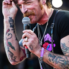 Jesse Hughes of Eagles of Death Metal had just TWO WORDS for Roger Waters (Video from Tel Aviv&nbsp;Performance)