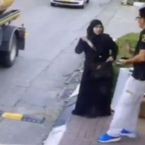 Another Proud “Palestinian” Moment…  Another Stabbing Caught on&nbsp;Camera