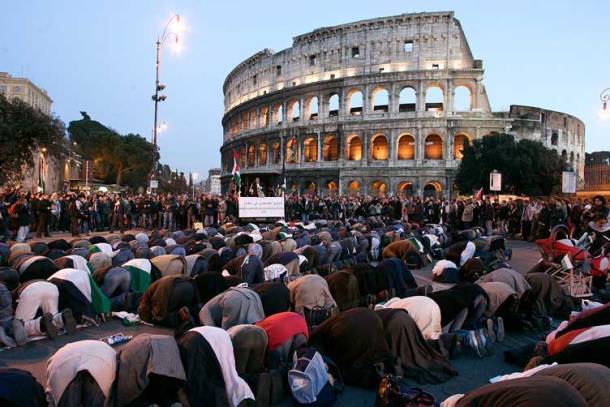 Rome muslim-prayers-rome