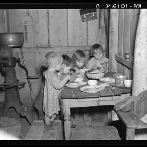 Woody Guthrie- I Ain’t Got No Home In This World&nbsp;Anymore